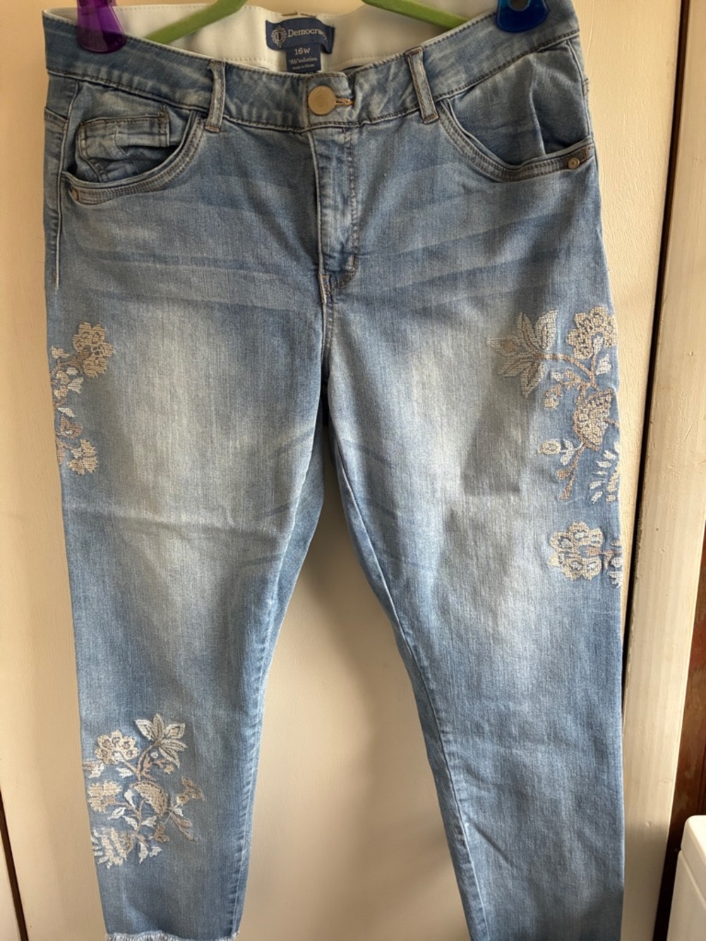 Democracy Light Blue Skinny Jeans with Floral Embroidery